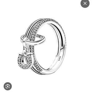 Pandora gorgeous double ring swarsowski dangling gorgeous swarsowski charm ✨️
